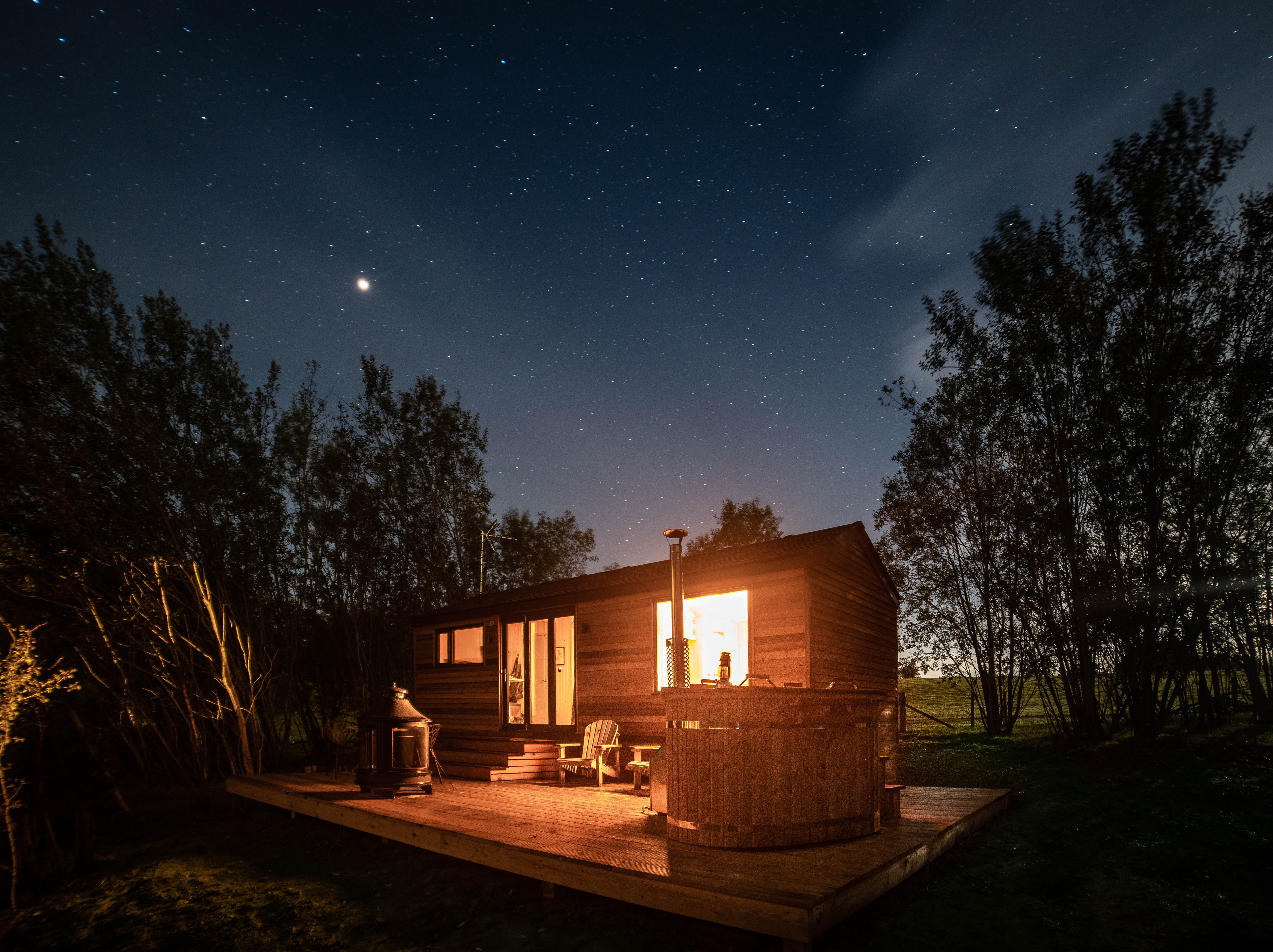 Coddiwomple Cabin at Downash Wood Treehouses, East Sussex